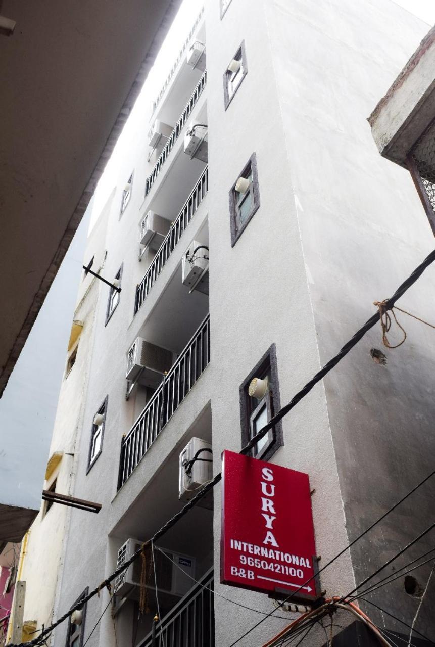 Bed and Breakfast Surya International Nueva Delhi Exterior foto